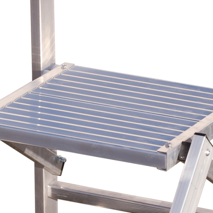 Comfortable 400 x 400mm anti-slip footrest