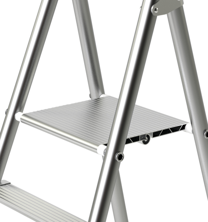 390 x 382mm wide footrest