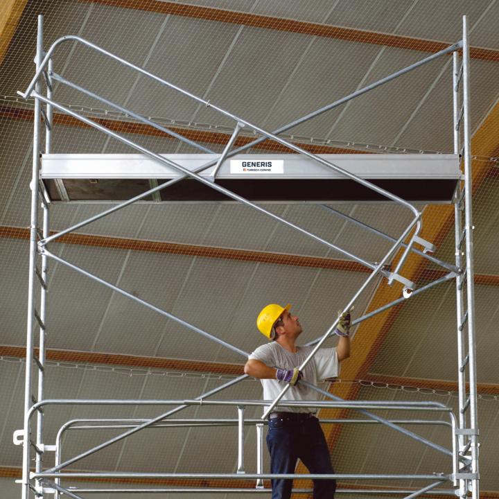 Easy installation of one-piece guardrails