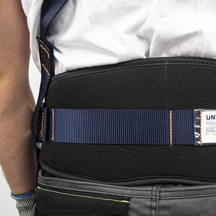 Padded support belt