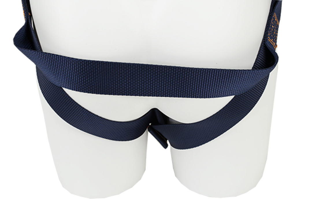 Sub-pelvic strap.
